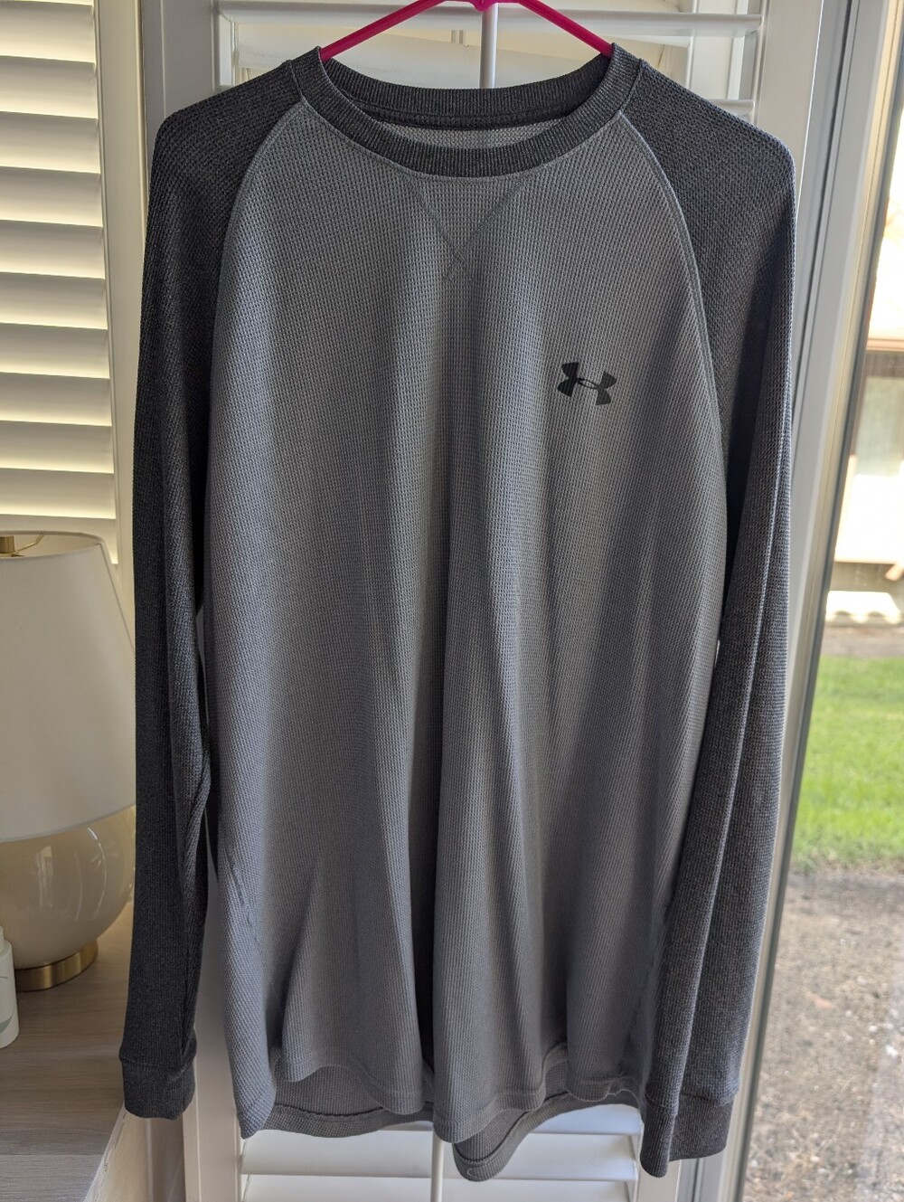 Under Armour Waffle Crew Long Sleeve Shirt Men's XL Gray Color Block Loose